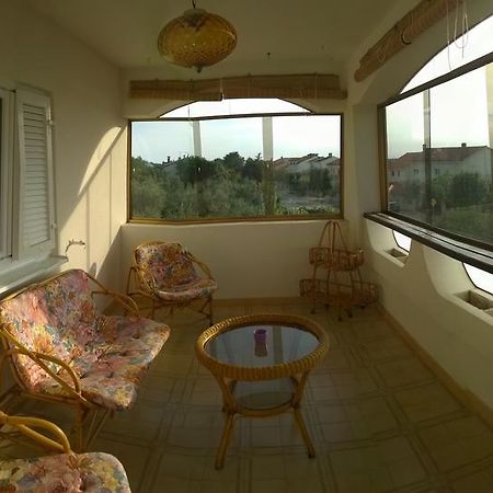 Apartments Free Parking Big Garden เปโรย ห้อง รูปภาพ