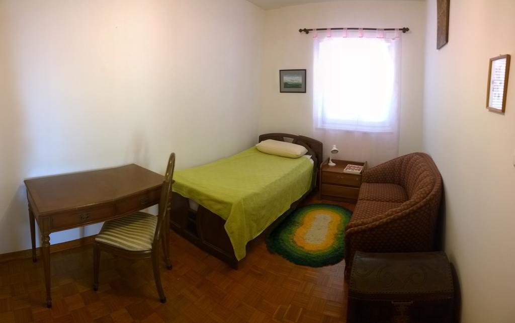 Apartments Free Parking Big Garden เปโรย ห้อง รูปภาพ